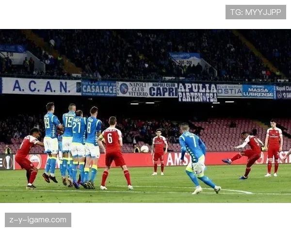 那不勒斯防线数据下滑引发战术调整讨论