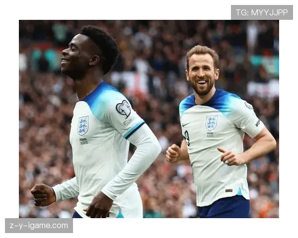 匈牙利球迷红白绿浪潮点燃赛场,激情与团结闪耀全场 匈牙利球迷红白绿浪潮点燃赛场,激情与团结闪耀全场