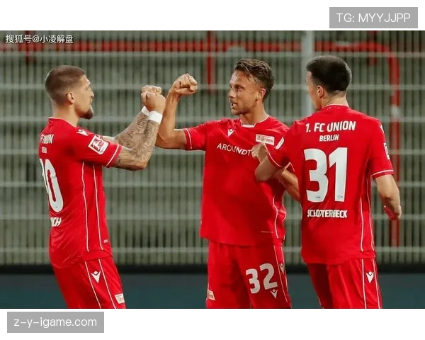 乌德勒支新赛季展望：战术革新蓄势待发，团队表现引多方关注