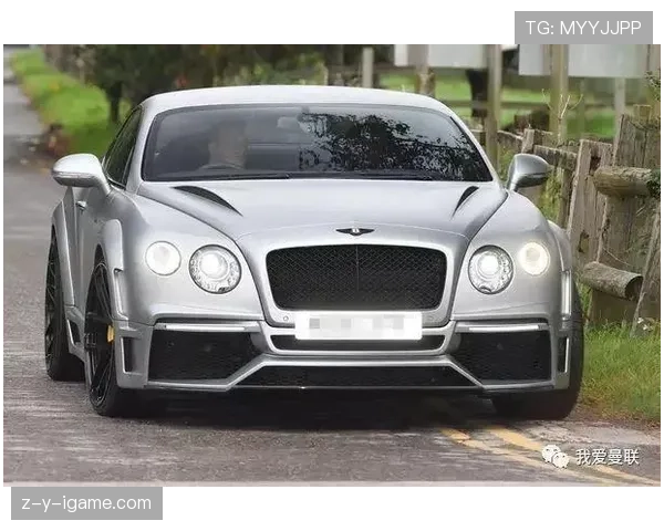 乔恩·琼斯训练完顺手买了辆法拉利，说是为了奖励自己没吃宵夜